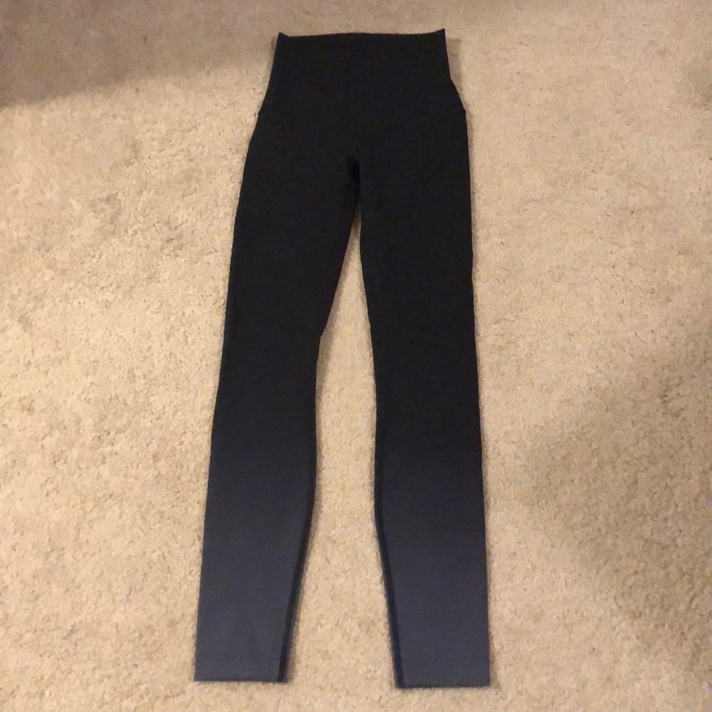 Lululemon wonder under - size 2